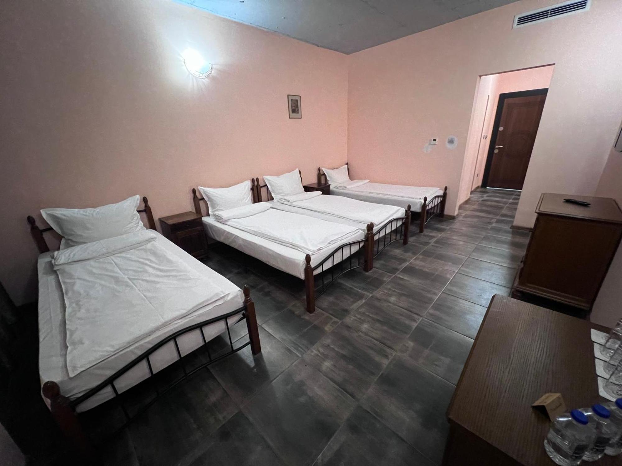 Хотел Антик Pernik Buitenkant foto
